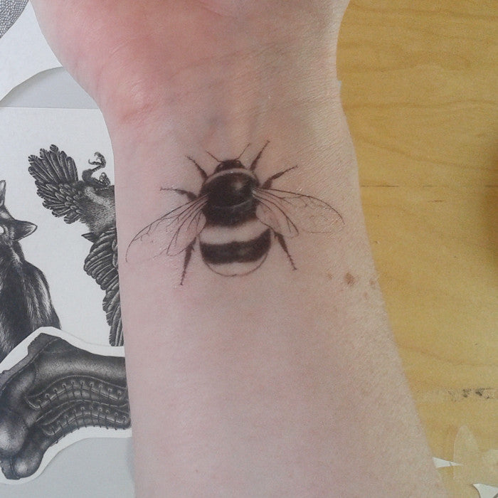 Bumble bee temporary tattoo