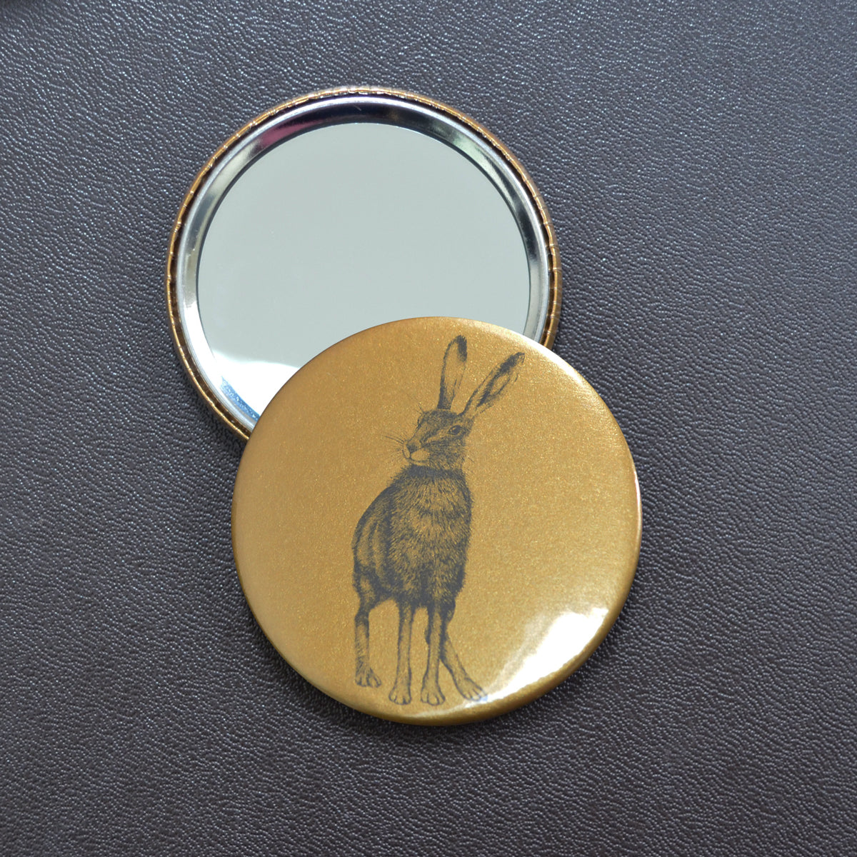 Hare compact pocket mirror